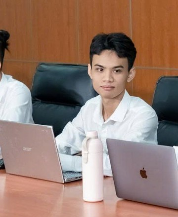 Trần