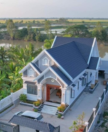 Trần