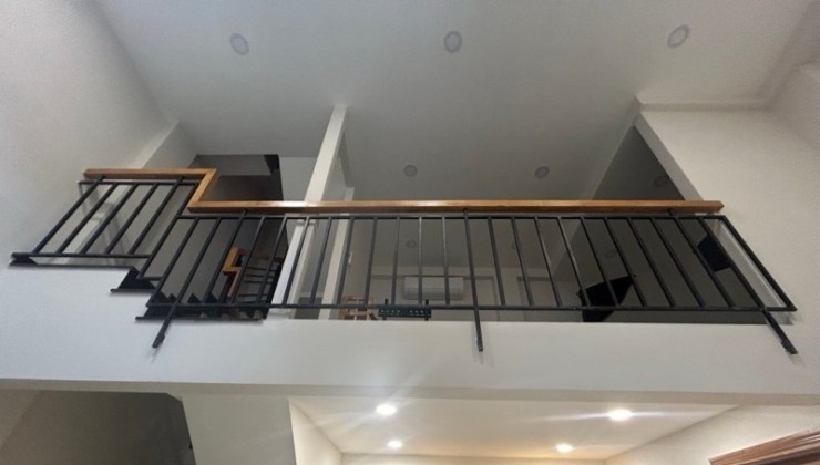 Mua Bán nhà mới đẹp sát MT Nguyễn Thị Minh Khai, P.5, Q. 3. Trệt 3 lầu, 5m x 6m. HĐT 15 tr. Giá 5.1  tỷ