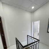 BÁN NHÀ  QUẬN 4 CỰC THƠM HÀNG HIẾM SÁT TRUNG TÂM Q.1 KHU DÂN CƯ, HẺM 3M THÔNG 3 TẦNG NHỈNH 3T