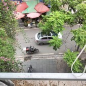 Bán nhà phố Bạch Mai,Hà Nội chỉ 4.3 tỷ, dt 45m2, nhà 4 tầng, vài bước chân ra phố lớn.