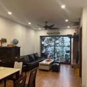Bán nhà Nguyễn Văn Cừ. 45m2 * 4 tầng * 11,8 tỷ. ô tô tránh, Kinh Doanh, Lô Góc.