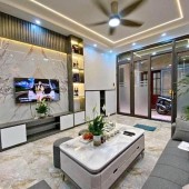 BÁN NHÀ NGUYỄN CHÁNH, HAI MẶT TIỀN, VỪA Ở VỪA KINH DOANH,  DT 55M: 5 TẦNG: NHỈNH 11 TỶ