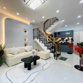 Bán nhà Cách Mạng Tháng 8, nhỉnh 5tỷ - khu cao tầng 5,5 tỷ - 45 m2