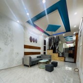 Nhà  Phan Sào Nam, diện tích: 4,4m x10m vuông vức, giá 6tỷ TL