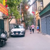 Bán nhà Hoàng Quốc Việt, ngõ thông, gần phố, ô tô tránh cách 5m, 40m nhỉnh 9