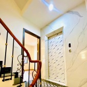 Tôi chủ nhà cho thuê cả nhà xây mới, Khu Thanh Nhàn, 97m2* 4T- 24 Tr, VP, Kinh doanh