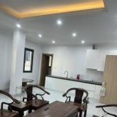 Tôi chính chủ cho thuê cả nhà đẹp mới, 80m2; 4T; Khu Hàng Gai- 17 Tr; KD,VP