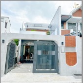 Cần Bán Nhà gấp giàm 200tr cho khách xem chốt luôn