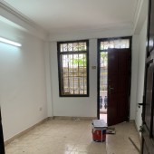 Cho thuê nhà: Ngõ 133 đốc ngữ ( 10 m ra phố ) 45 m2 , 4 tầng , Giá 15.5 triệu