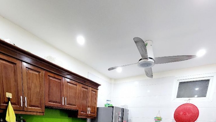 Nhà đẹp tại Thanh Lân - Thanh Trì Hoàng Mai với giá 4.55 tỷ vnd, 37m2, 5 tầng, nhiều tiện ích, an ninh cực tốt