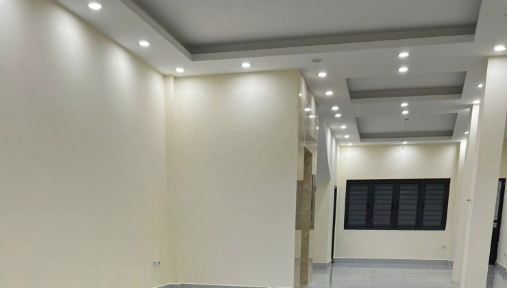 CHO THUÊ NHÀ NGÕ GỐC ĐỀ, HAI BÀ TRƯNG, 4 TẦNG, 40M2, 5 NGỦ, 14.5 TRIỆU