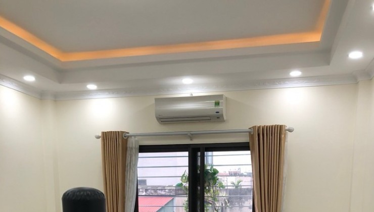 BÁN NHÀ BỒ ĐỀ 90M2, 7 TẦNG THANG MÁY, Ô TÔ VÀO NHÀ, GẦN HỒ BỒ ĐỀ, VỊ TRÍ ĐẸP, 2 MẶT THOÁNG