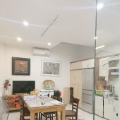 BÁN NHÀ ĐÔNG ANH, 7 TẦNG, DT 60M2 GIÁ NHỈNH 5 TỶ