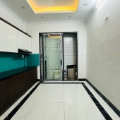 NHÀ XUÂN THỦY CẦU GIẤY,36M2,GIÁ CHƯA ĐẾN 5 TỈ,NGÕ THÔNG TO RỘNG,SỔ NỞ HẬU