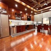 Bán Nhà 7 Tầng, 55m², Thang Máy, Giá 11.5 Tỷ, Trương Định, Hai Bà Trưng