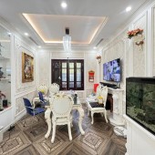 Bán Nhà Phố Lê Thanh Nghị, Trần Đại Nghĩa - Giá 10.5 Tỷ, 68m, Mt 6.8m, 5T.