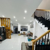 HXH ĐỖ CỬA - 4,8X14= 67M2 - 4 TẦNG NHÀ ĐẸP Ở NGAY HOÀNG HOA THÁM PHÚ NHUẬN -