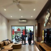 NHÀ MỚI XÂY ĐẸP KENG DIỆN TÍCH KHỦNG 80M/ 4 TẦNG, TRUNG TÂM ĐỐNG ĐA, NGÕ THÔNG CÁC NGẢ, AN SINH