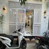 LÔ GÓC TRƯƠNG ĐỊNH CHƯA ĐẾN 5 TỶ 38M/5 TẦNG NGÕ THÔNG GẦN CÁC TRƯỜNG ĐH