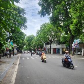 Bán Gấp! Mảnh Đất vàng Mặt Phố Ba Đình, Phố Nguyễn Khắc Hiếu 82m x C4, Giá 35.8 tỷ.