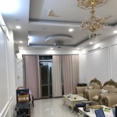 Bán nhà Điện Biên Phủ, Bình Thạnh giáp quận 1, 32m2, giá 4,5 tỷ.