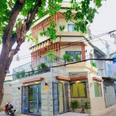 Villa Mini mới và rất đẹp, nội thất xịn, giá cực tốt! Mua gấp a chị ơi!