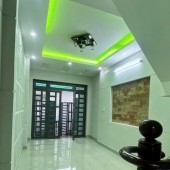 Bán nhà, Kha Vạn Cân, sát chợ Thủ Đức, 50m2, nhỉnh 3 tỷ, bán gấp, thương lượng mạnh