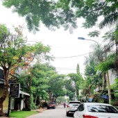 KHU NHÀ GIÀU - CHỈ 2.3 TỶ HẺM NHỰA XE HƠI - NHÀ FULL NỘI THẤT -