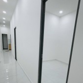 Bán nhà mặt tiền đối diện KDC Vạn Phúc, 70m2 giá nhỉnh hơn 3ty