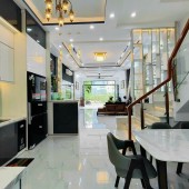 Bán Nhà Phố KDC Green Riverside Huỳnh Tấn Phát Nhà Bè DTSD 240m2 chỉ 7.9 tỷ. Lh:0789550123