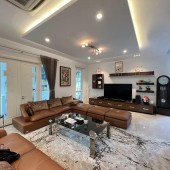Bán biệt thự lô góc siêu đẹp Nguyễn Cơ Thạch, KĐT Mỹ Đình, 175m2 5 tầng