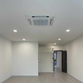 Bán nhà đường Phạm Hùng, full nội thất, có hầm , có thang máy, giá 16 tỷ