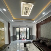Bán nhà Huỳnh Tấn Phát Q7 52m2, 3 tầng, giá 5 tỷ