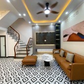 BÁN NHÀ CỰ LỘC- HIẾM-NỘI THẤT XỊN-NGÕ NÔNG 20M RA Ô TÔ 38M2 X 4 TẦNG- 6,15 TỶ