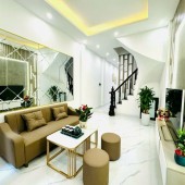 Bán nhà Khương Đình , ngõ thông tứ tung, 50m ra ô tô, cực thoáng  38m2 x 4 tầng. 6,15 tỷ
