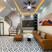Bán nhà đẹp Cự Lộc, 38m2 x 4Tầng, Ngõ nông, rộng, 2 thoáng, nhỉnh 5 tỷ