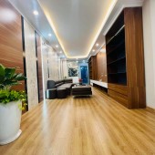 Bán nhà Lê Văn Lương 31m2, 3 tầng, giá 3.8 tỷ