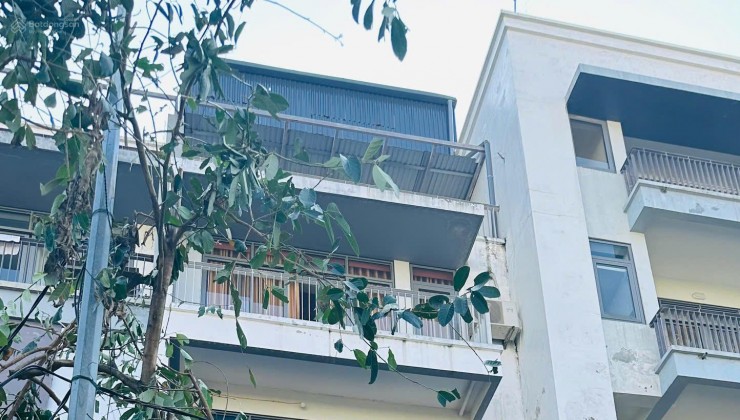 Bán shophouse đang kinh doanh Khách sạn tại Phúc Yên