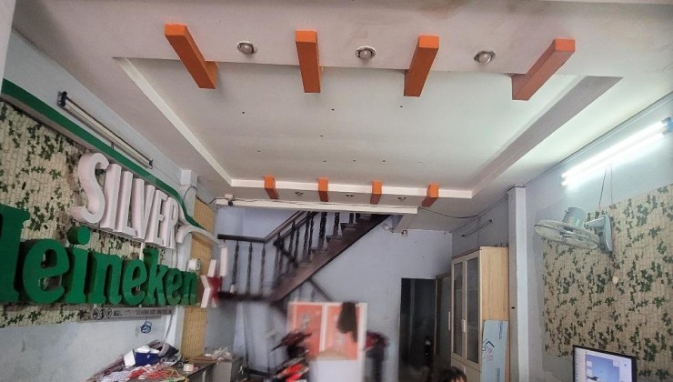 Bán nhà 2 tấm (4x24) mặt tiền Nguyễn Văn Quá, Q12. Giá 9,8 tỷ. MBKD bất chấp