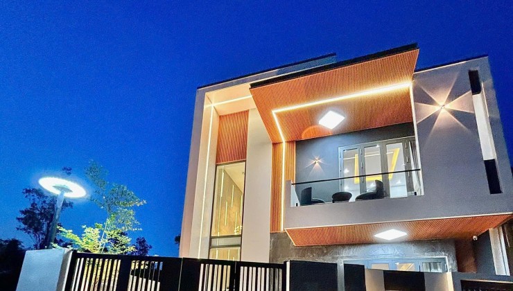 Mở Bán Villa Ngang 8m Kiên Cố, Full Nội Thất, Kiệt Xe Tải, Sau Nhà Mặt Tiền Lê Ngô Cát