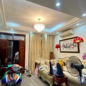 Minh Khai, Hai Bà Trưng, 48m², 5 tầng, mt 5.7m, giá 7.5 tỷ, Full Nội Thất