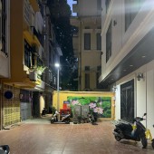 Phân Lô Lý Nam Đế 48M2 Mặt Tiền 4.7M 13.7 Tỷ  ÔTÔ Quay Đầu Trước Nhà Gần Phố