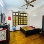 Nhà Mặt Phố Cạnh Chợ Hàng Da 110M2 MT 4.2M 4 Tầng 65.5 Tỷ NỞ HẬU