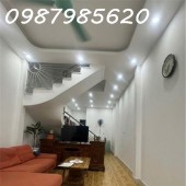 BÁN NHÀ NGÔ QUYỀN - HÀ ĐÔNG - DT 48M2 - 8TỶ - LÔ GÓC - 2 THOÁNG - HÀNG HIẾM