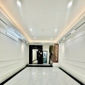 Siêu VIP Thanh Xuân 6 Tầng Thang Máy 40m MT 4M chỉ 9.9 Tỉ