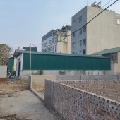Bán 2 Lô Đất ĐG Kiều Mai Quận Bắc Từ Liêm Hà Nội Khu phân lô bàn cờ .
- Dt: 82m Mt 5,5m Hậu 5,51 m nhìn ra đường 32 .
- Dt : 110m  Mt 7.5m mặt
