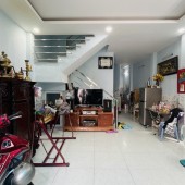 DIỆN TÍCH 76M2 CHỈ 4.65 TỶ, NHÀ 2 TẦNG NGANG 4.7 NỞ HẬU 8M DÀI 15M, NHÀ MỚI Ở NGAY, CÁCH PHẠM VĂN ĐỒNG 50M.