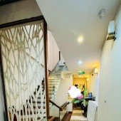 90 Tỷ Khách Sạn Cầu Gỗ 16P 120M2 9 Tầng Đầy Đủ PCCC Chuẩn phép