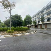 SHOPHOUSE 4 TẦNG KINH DOANH ĐƯỢC NGAY - ĐỐI DIỆN 3 TOÀ CHUNG CƯ.  CĐT: 0966 343 969